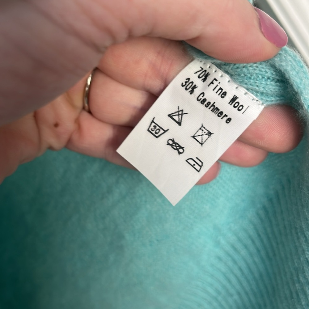 Cashmere/wool blend Lauren Gold sweater - Picture 4 of 5